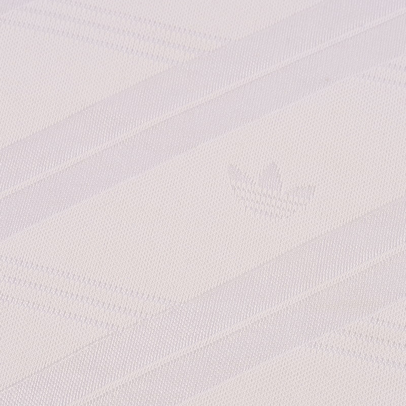 Kain Jacquard Dua Sisi Trefoil Twill